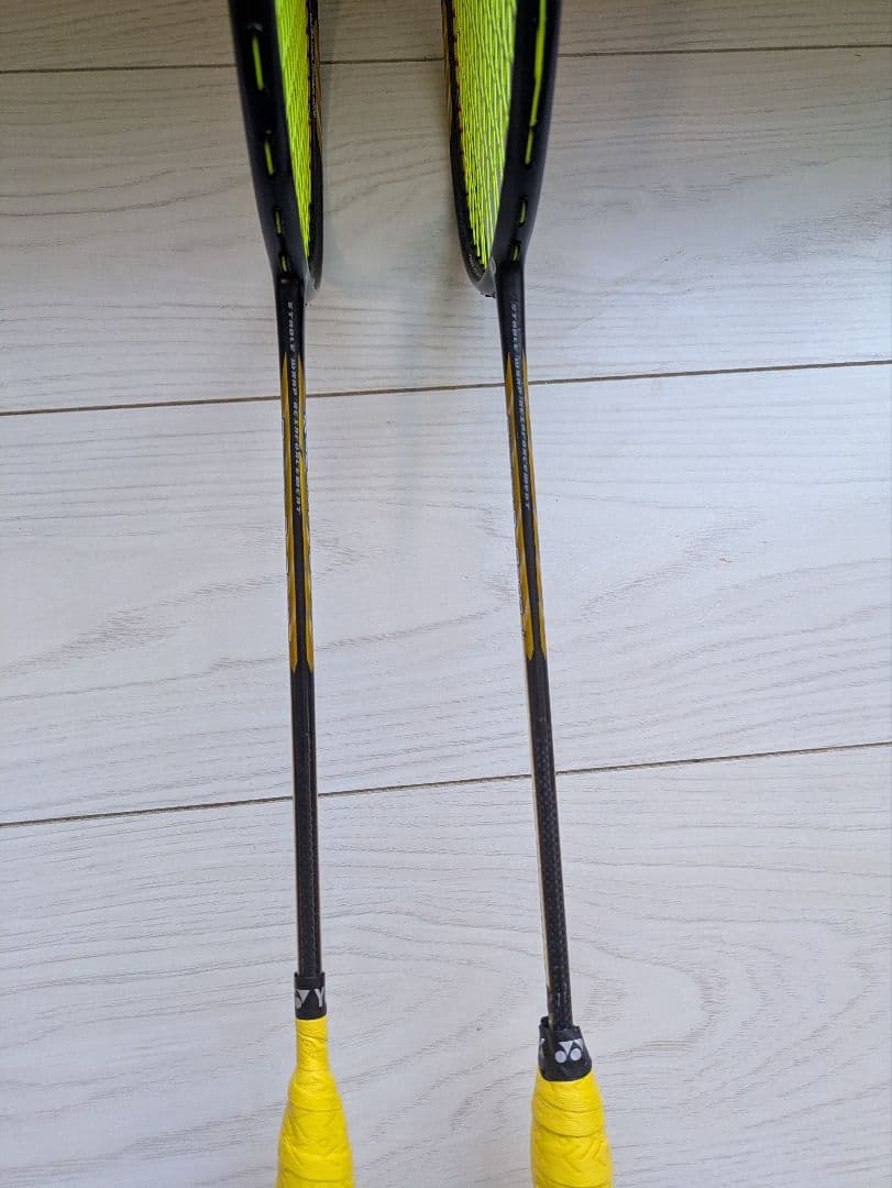 バドミントンラケット　ウィルソンrecon px9000j 　2本セット