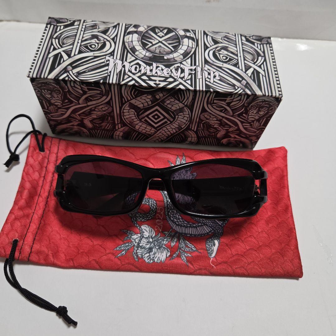 モンキーフリップ　サングラス