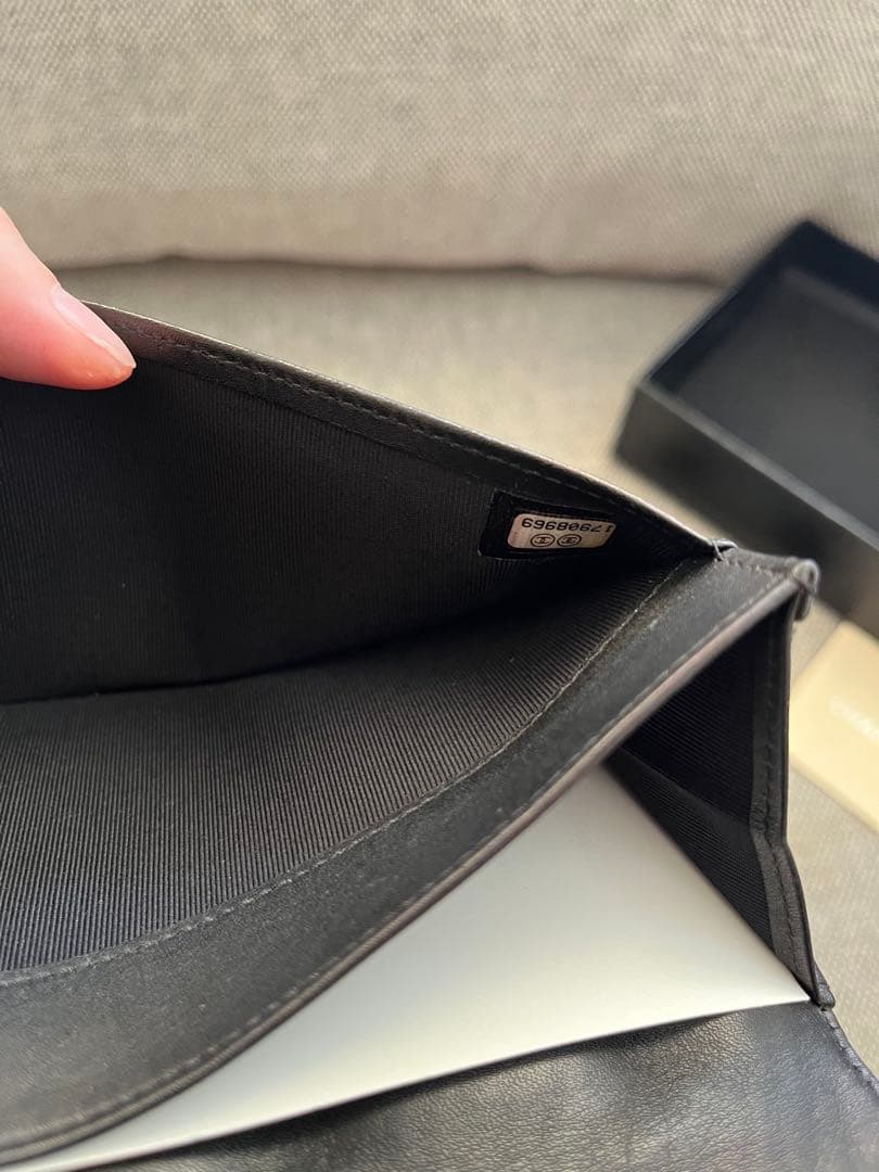 訳あり　CHANEL ブラック キルティング 長財布　ステッチ　マトラッセ