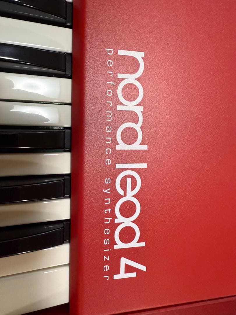 Nord Lead 4 49鍵シンセサイザー