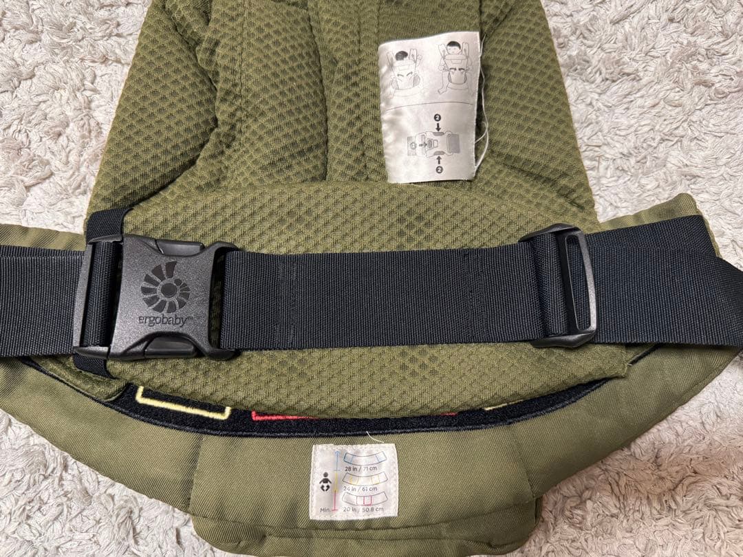 【美品】ergobaby OMNI Breeze 抱っこ紐 オリーブグリーン