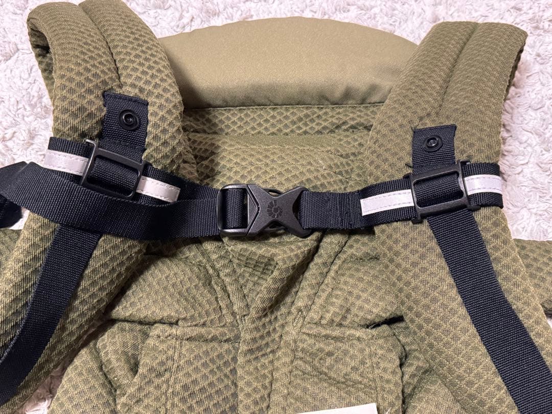 【美品】ergobaby OMNI Breeze 抱っこ紐 オリーブグリーン