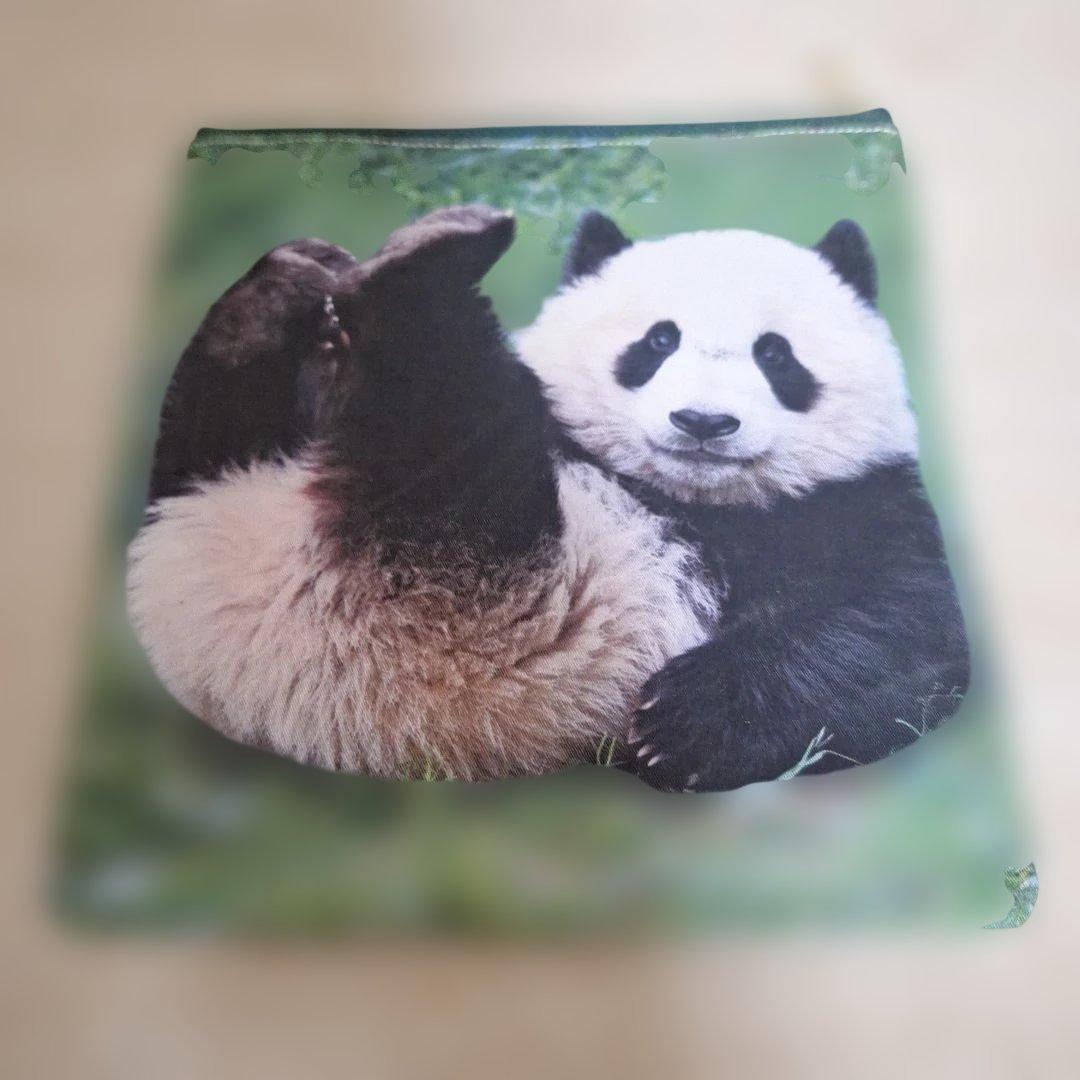 可愛いパンダパネル生地　ハンドメイド　まちなしバッグ　フラットポーチ