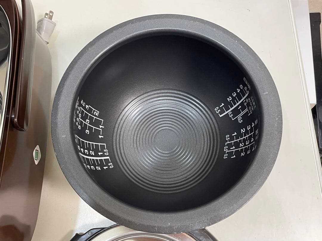 Toshiba RC-10VXE3 真空圧力IHジャー炊飯