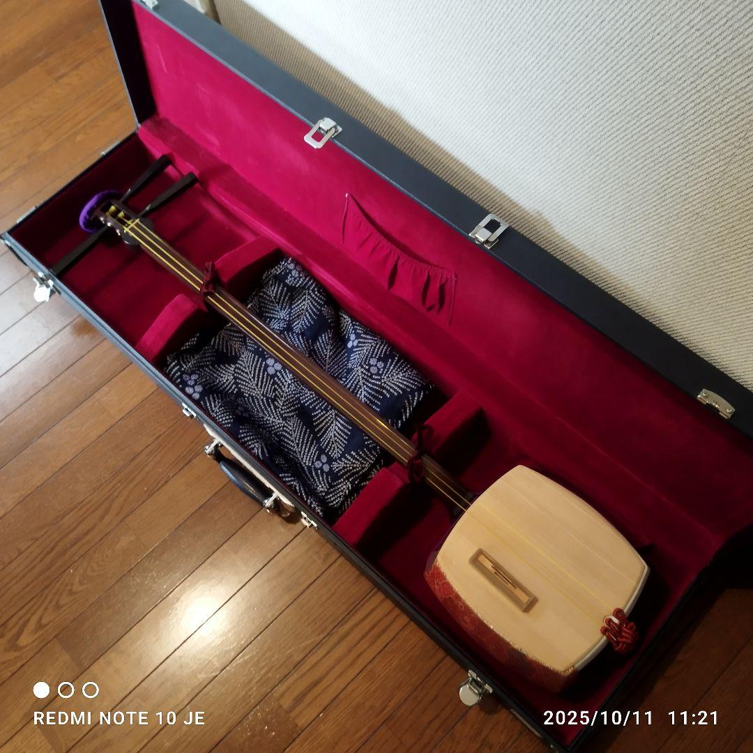 三味線 棹紅木（中棹）東サワリ付