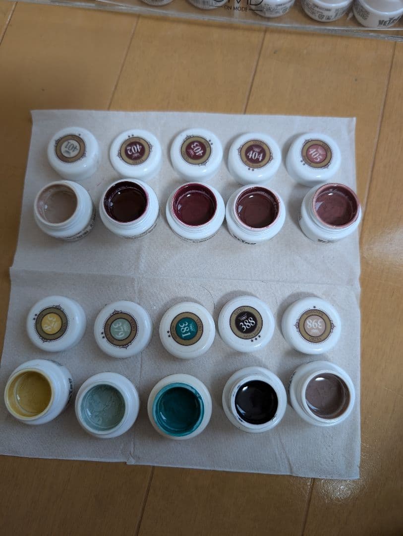 VETRO ベラフォーマ　ジェル　118個　収納ケース付　ジェルネイル