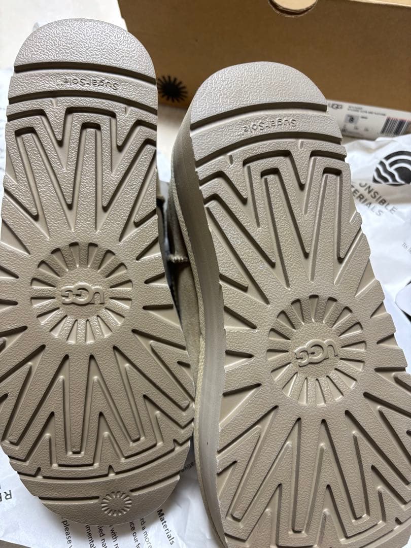 UGG 厚底 ショートムートンブーツ