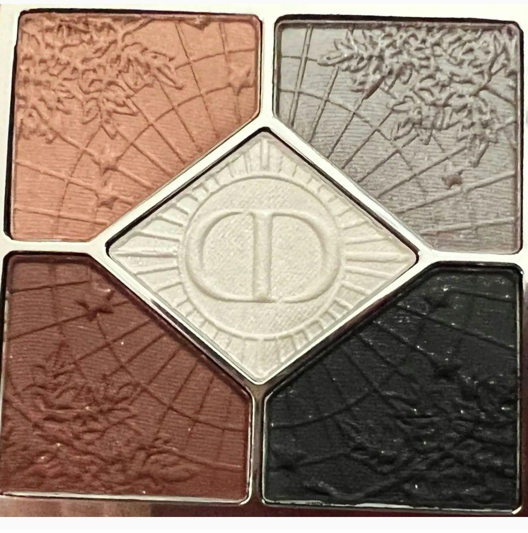 【新品未使用】ディオール サンク クルール クチュール　589 ギャラクティック