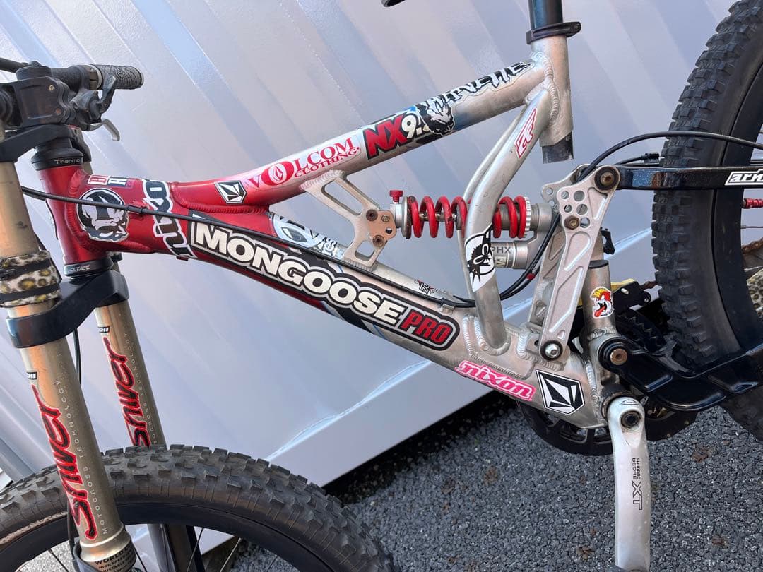 ダウンヒルバイク　MON PRO NX 9.5