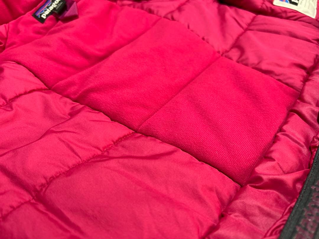 patagonia スノージャケット　キッズSサイズ　7-8才