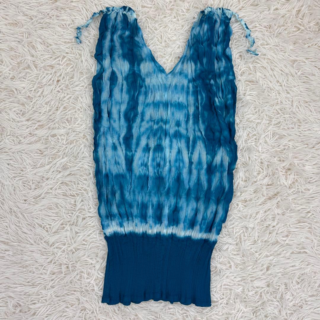 【美品】issey miyake me ノースリーブ　プリーツ　グラデーション