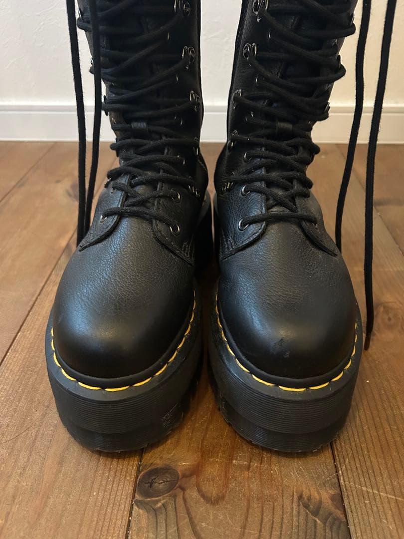 靴 Dr.Martens 1B60 MAX HDW UK4