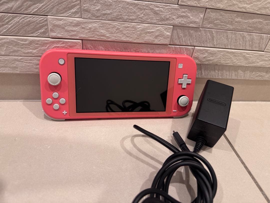 Nintendo Switch Lite コーラルピンク 本体 アダプター付き