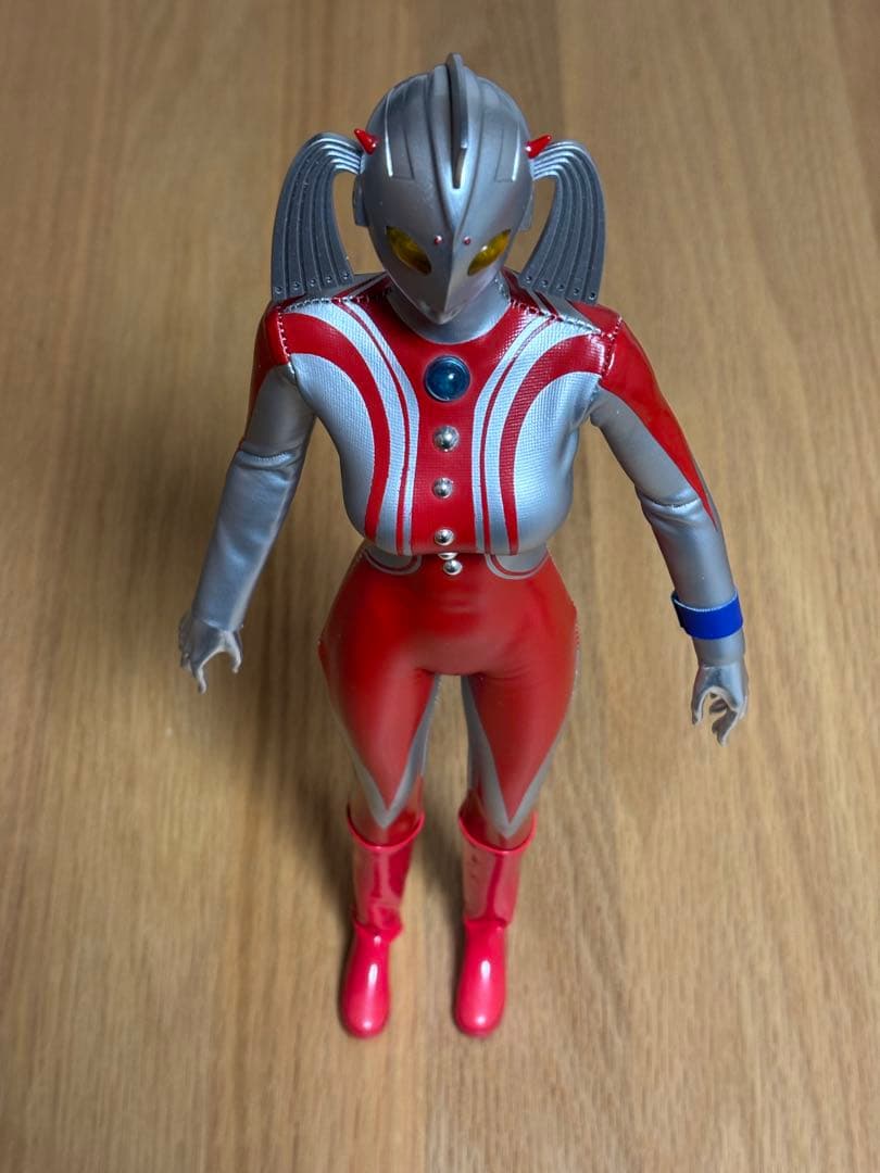 ウルトラの母　1/6 スケール　アクションフィギュア