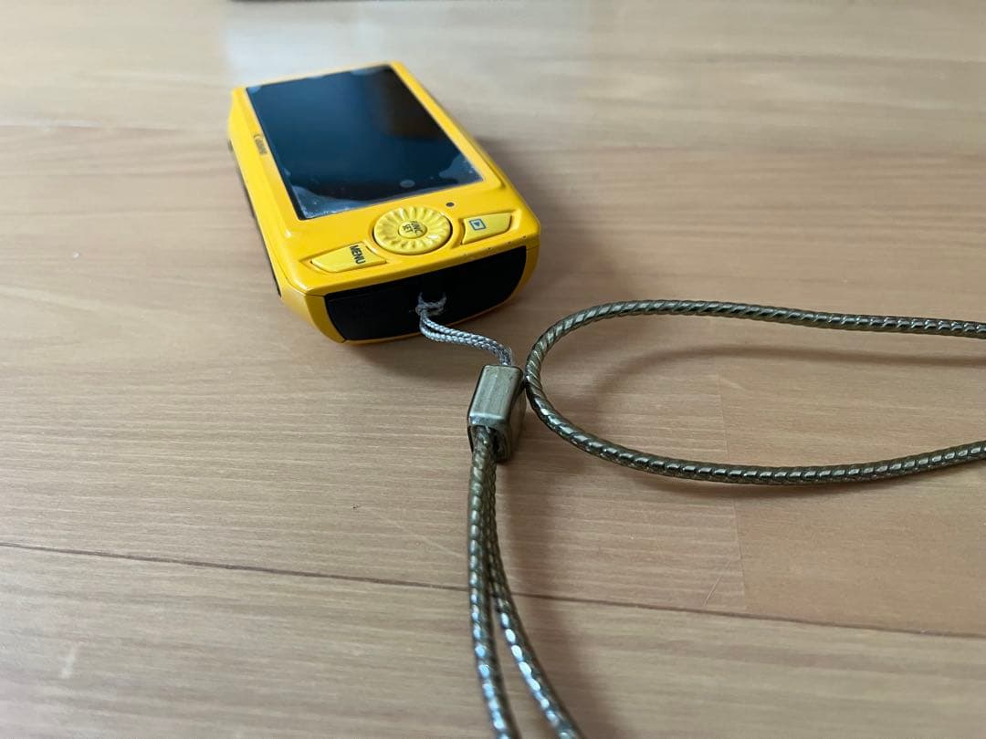 Canon IXY 30S イエロー 　レア物 美品　完動品