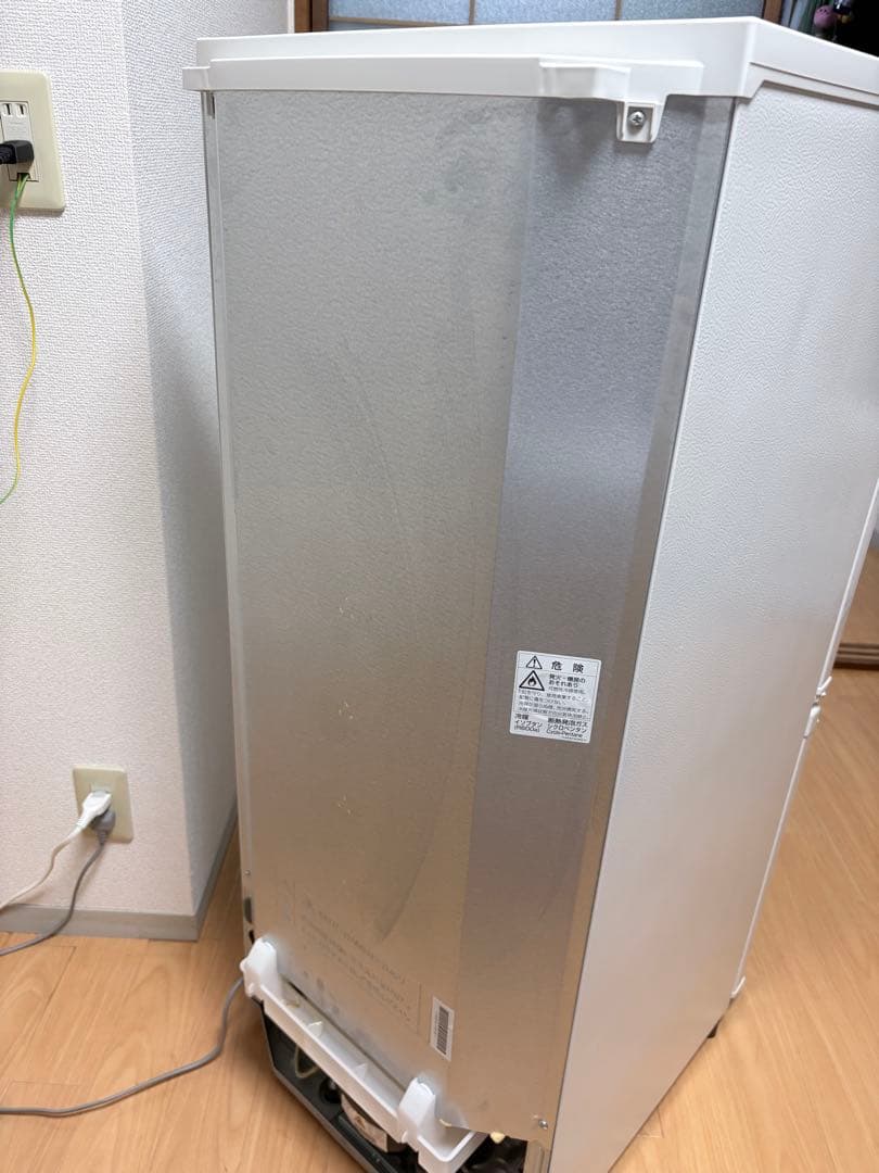 SHARP SJ-D14F-W 冷蔵庫 137L 2020年製 徳島　一人暮らし