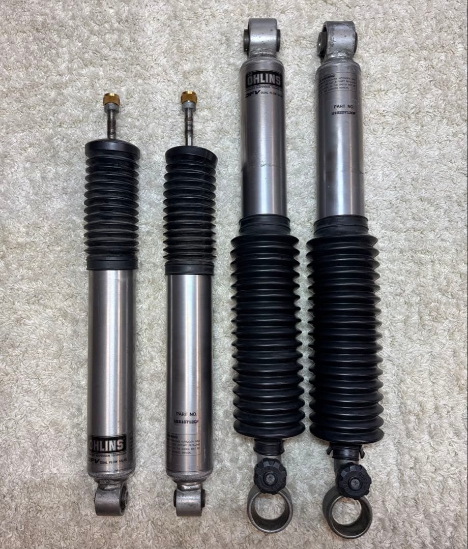 ★200系ハイエース オーリンズ ショックアブソーバー OHLINS DFV★