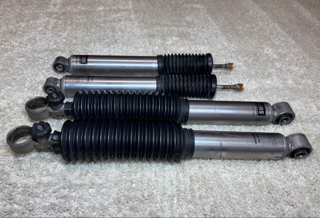 ★200系ハイエース オーリンズ ショックアブソーバー OHLINS DFV★