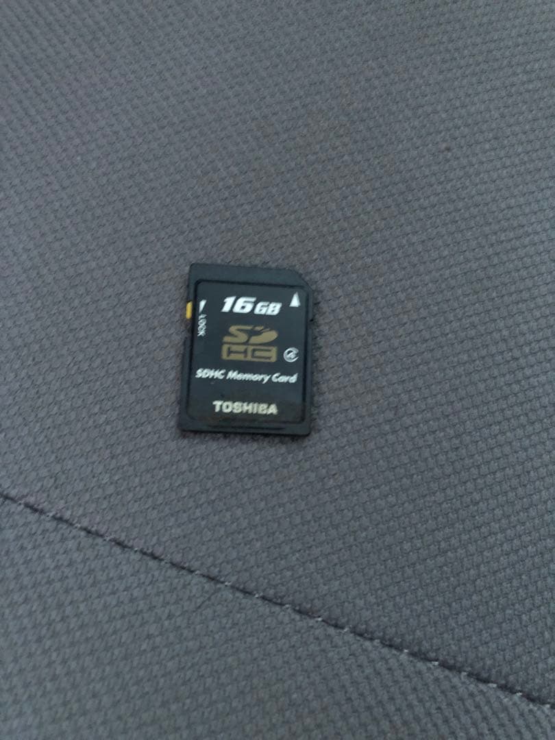 カーオーディオ KENWOOD MDV-535DT 16gb