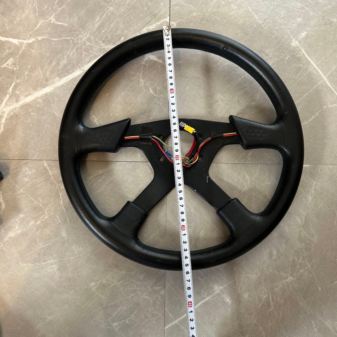 MOMOハンドル　ステアリングホィール　モモ　当時物？