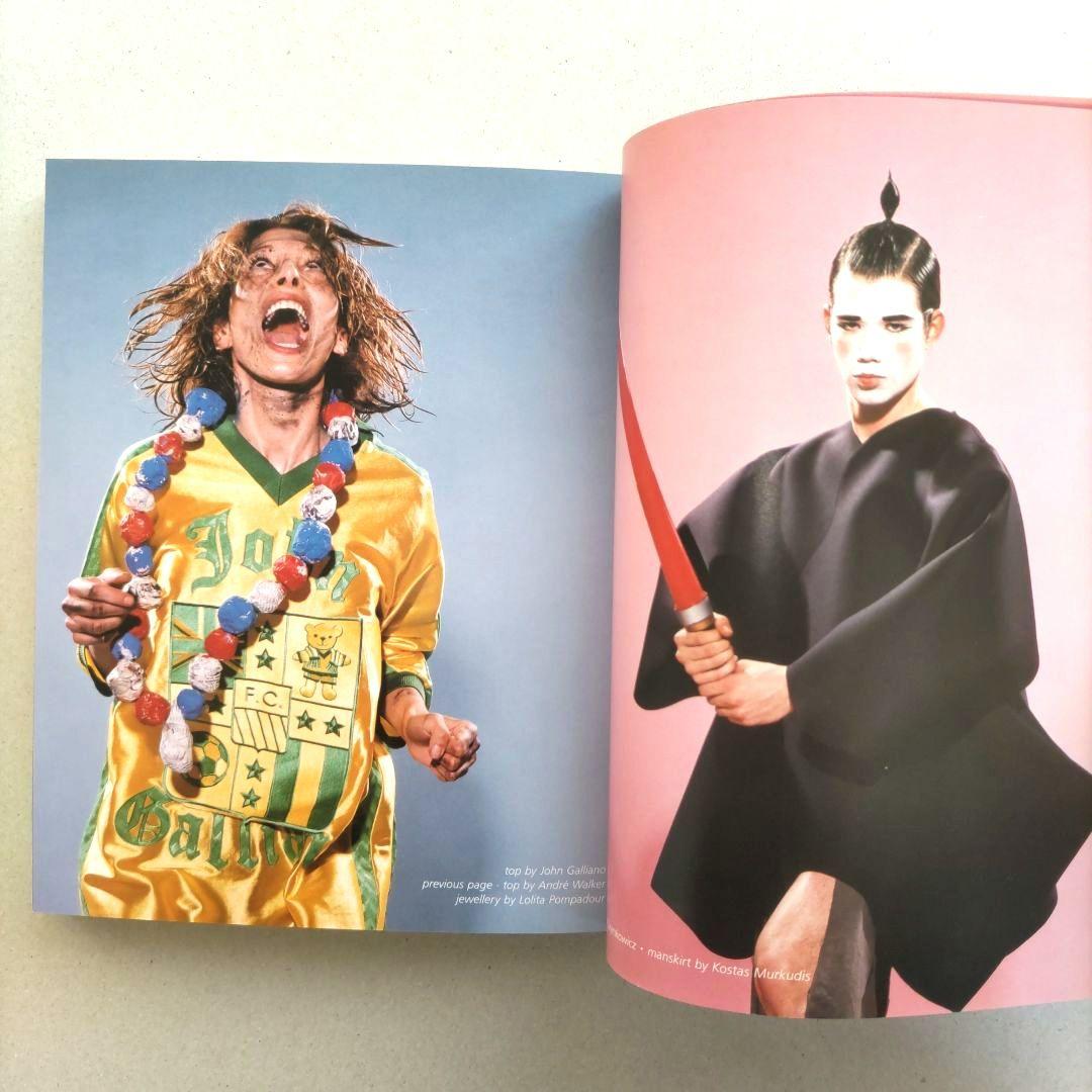 【希少】TANK MAGAZINE＃10/ファション 写真 アート デザイン