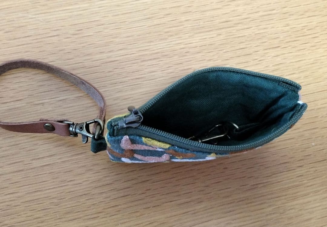 kako　ミナペルホネンハンドメイド　マチ付きハーフウォレットとキーポーチ