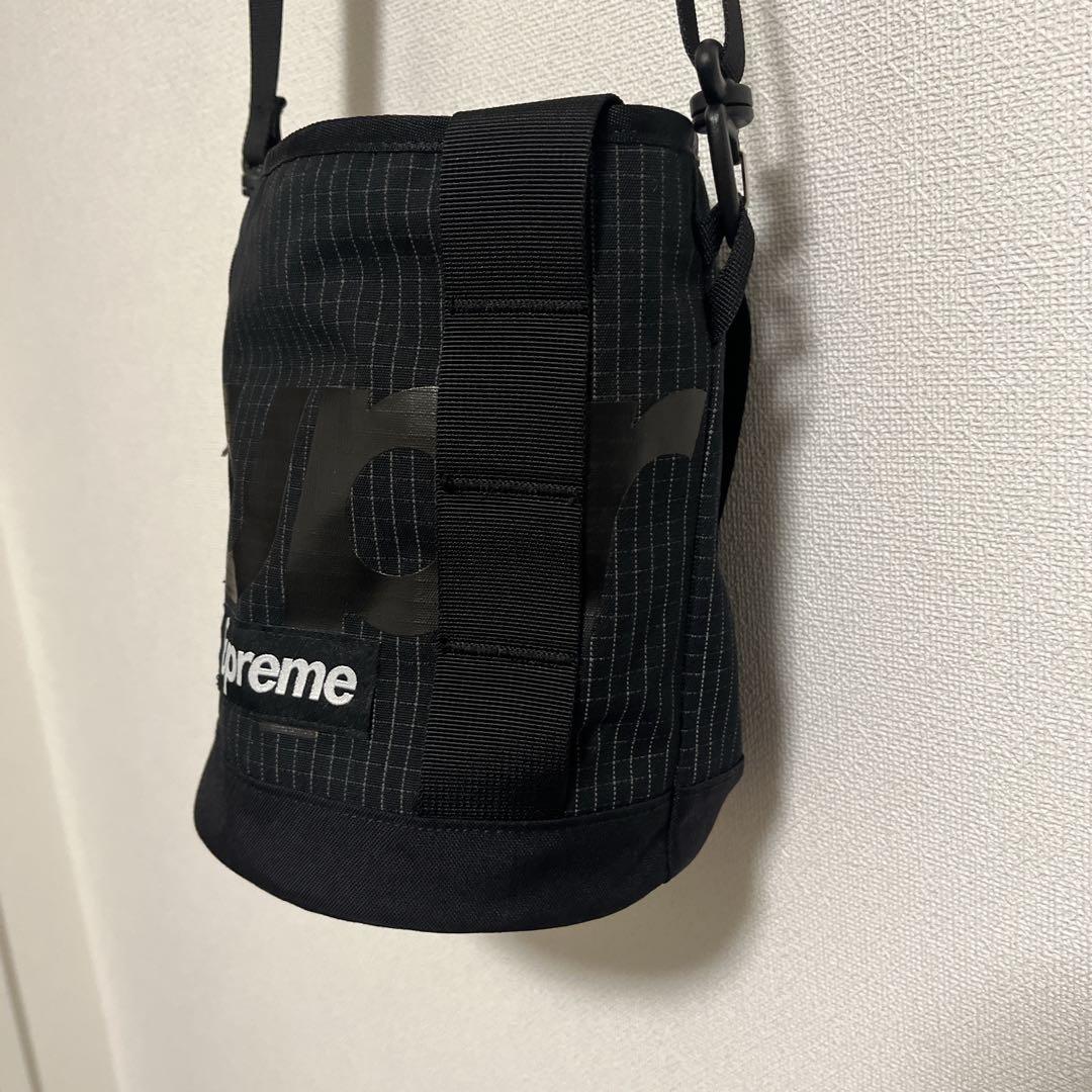 Supreme ショルダーバッグ　ドラムバッグ 黒 チェック柄