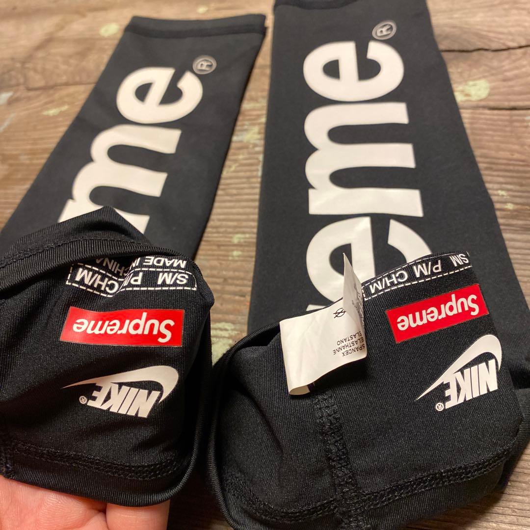 supreme nike アームウォーマー　日焼け防止
