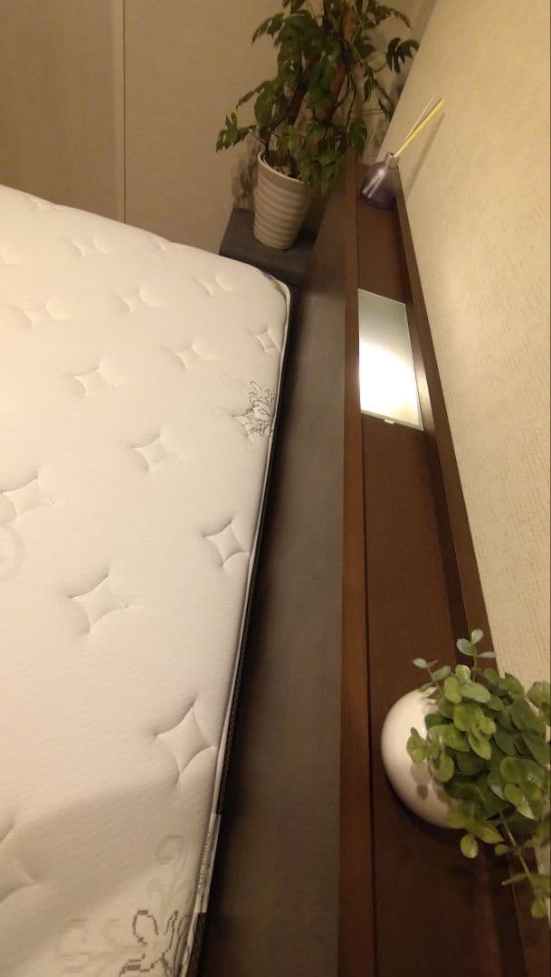 サータ　マットレス＆上位ベッドフレーム付Serta