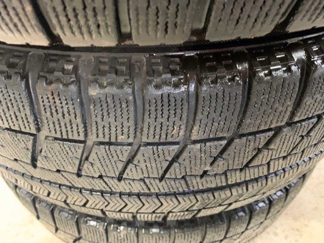 ブリザックスタッドレスタイヤホイール4本セット