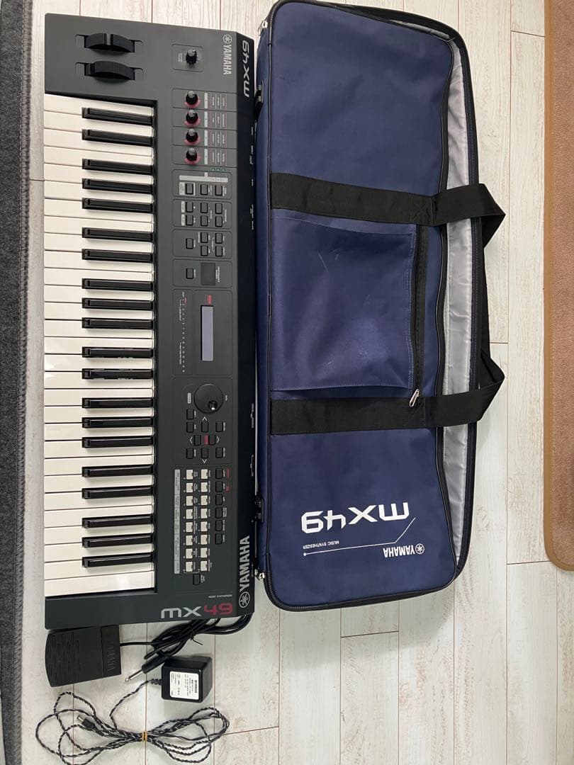 Yamaha MX49 ワークステーションシンセサイザー 純正ケース付き