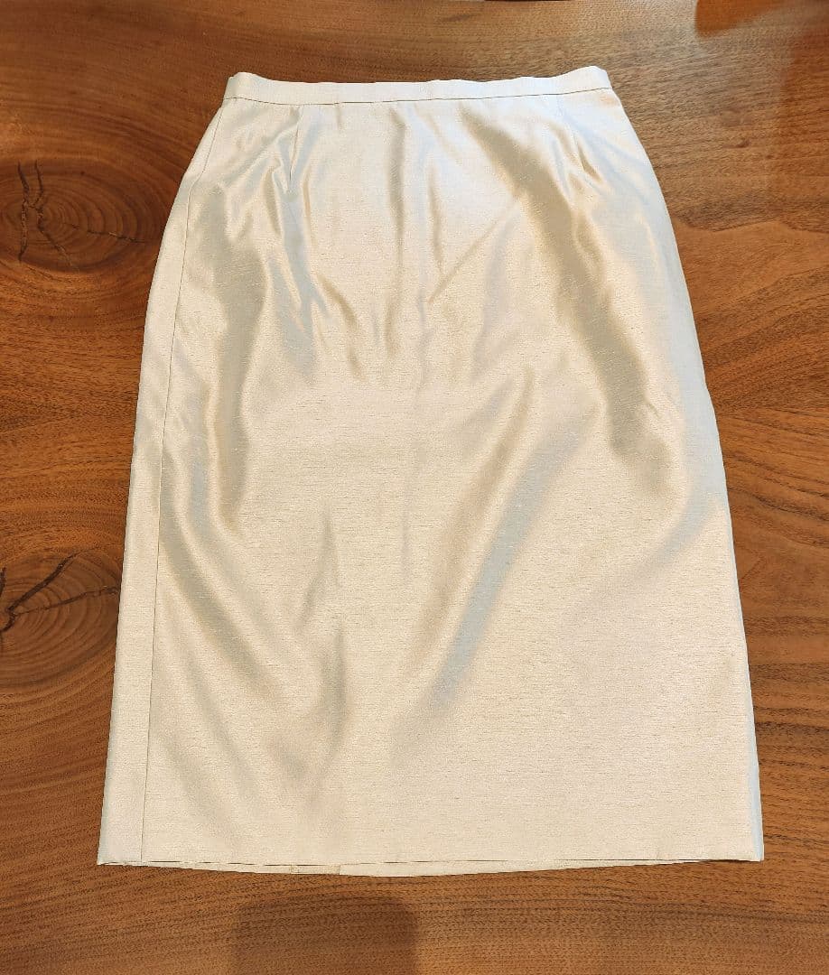 【未使用品】HANAEMORI ハナエモリ　セットアップ　ホワイト　クリーム