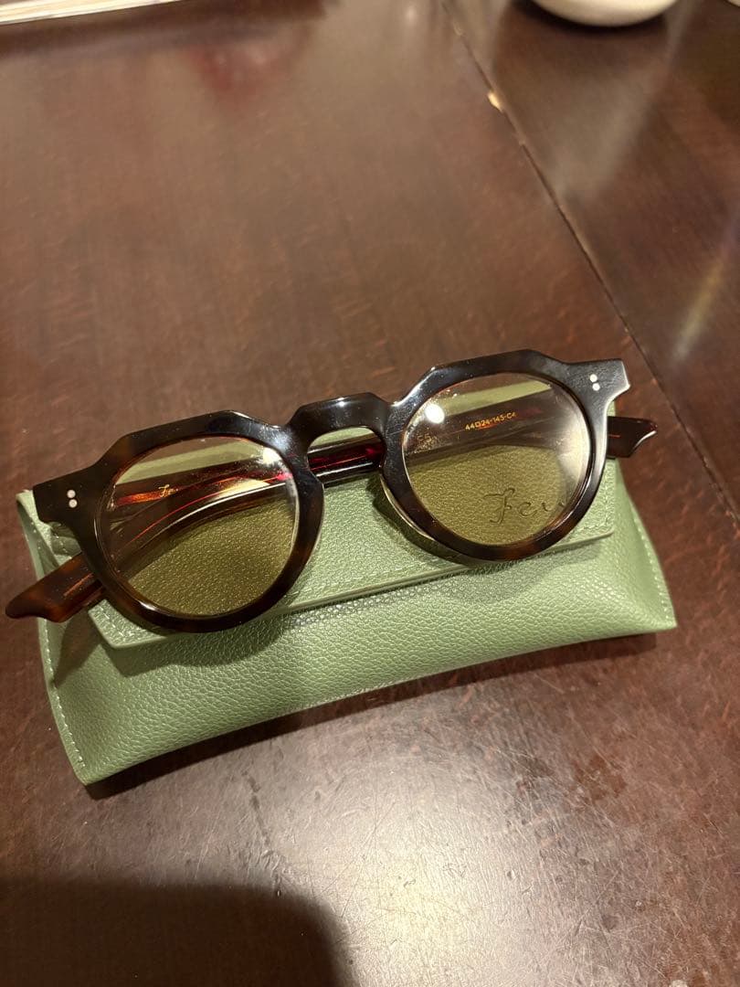 Few by NEW. F5 ハバナ サングラス クラウンパント 人気モデル