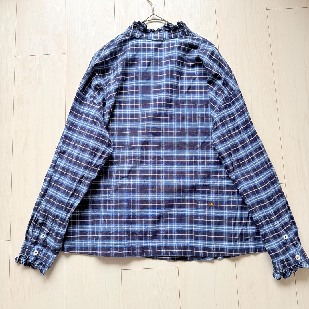 美品・現行品✨45R 　薄オックスのカットワークプルシャツ　R刺繍　フリル