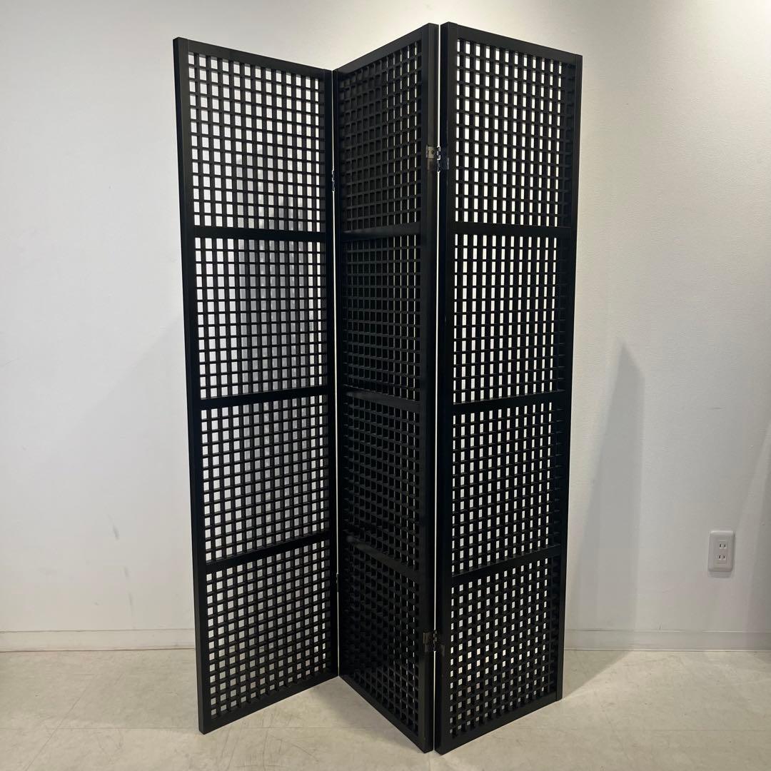 格子状　木製　パーテーション　黒色