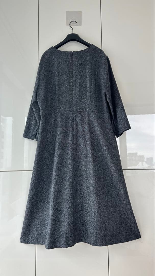 【新品★タグ付き】アンタイトル　ロングワンピース 44