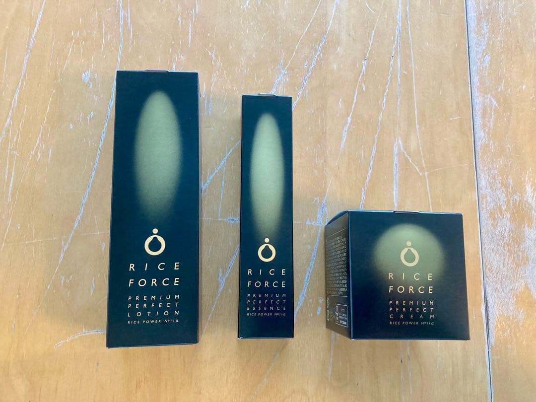 【新品未開封】【おまけつき】RICE FORCE プレミアムエッセンス3点セット