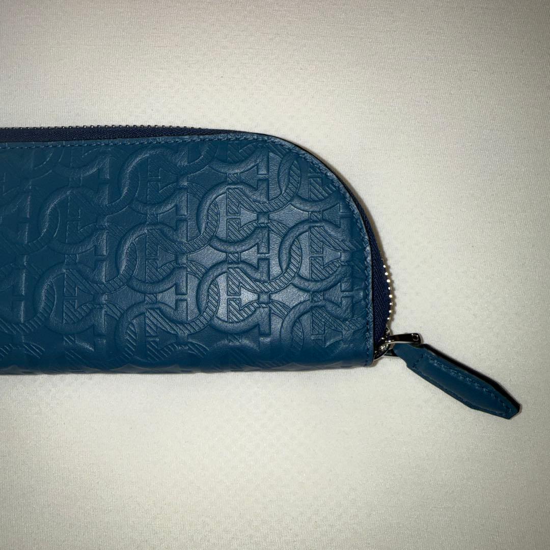（美品）フェラガモ　ペンケース