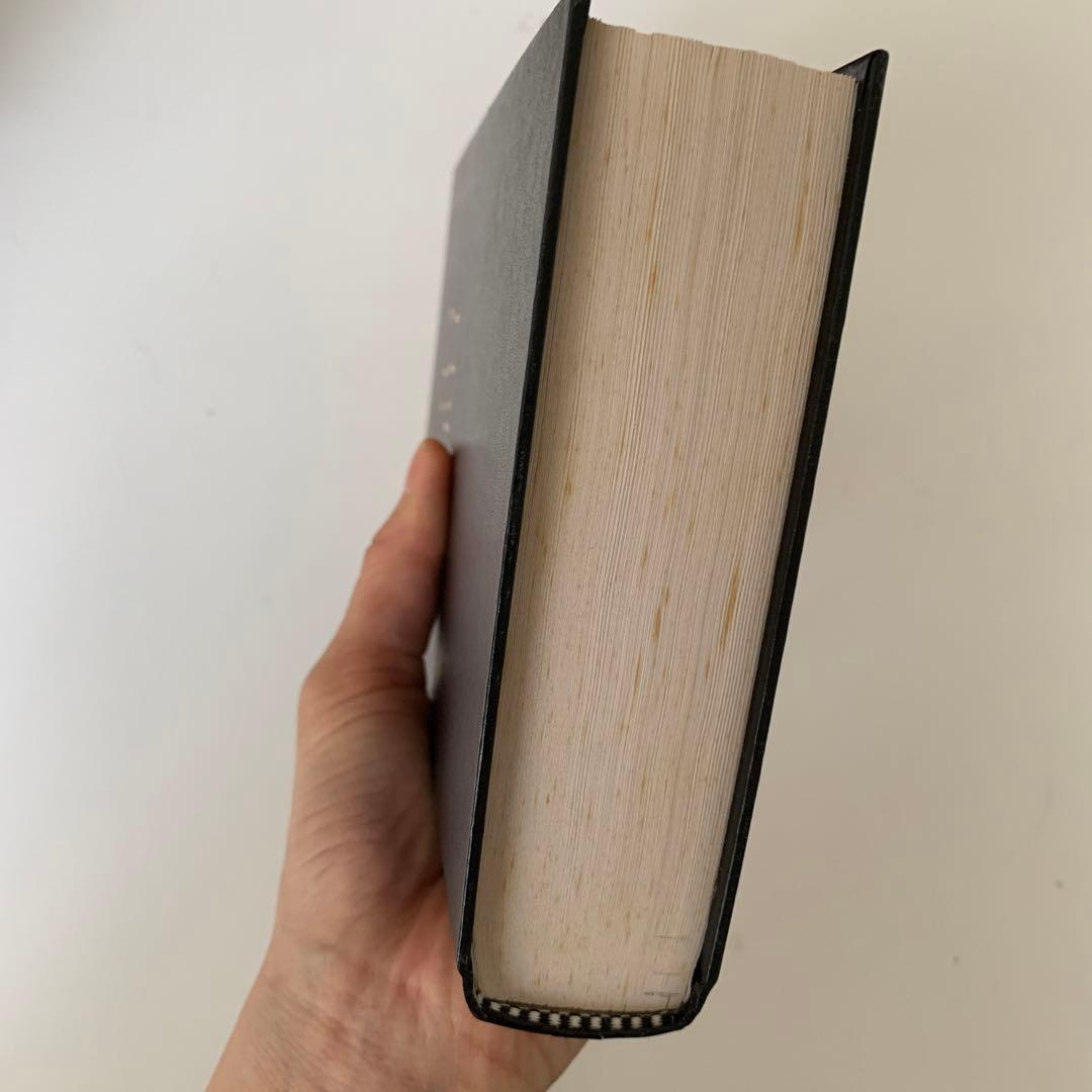 洋書 The HOLY BIBLE English standard version