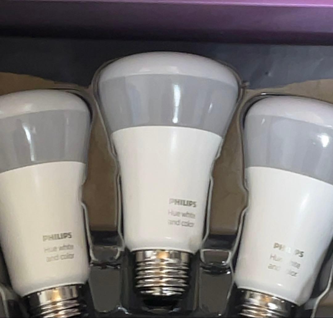 PHILIPS Hue フルカラー スターターセットA60