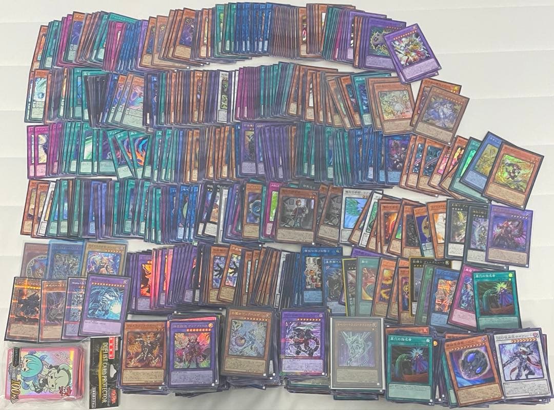 遊戯王カード 引退品 約1600枚 レア500枚以上 大量まとめ売り