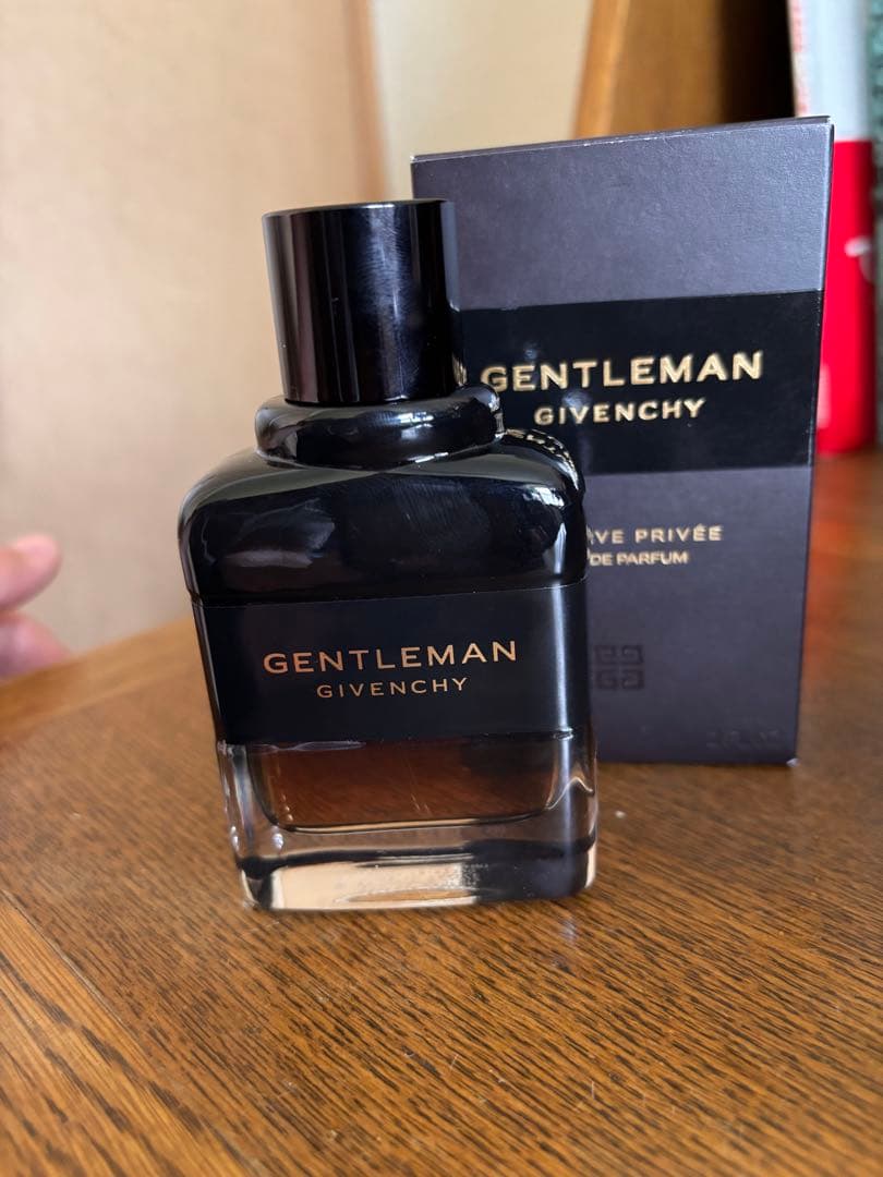 ジバンシー ジェントルマンリザーブプリヴェ EDP 60ml 香水