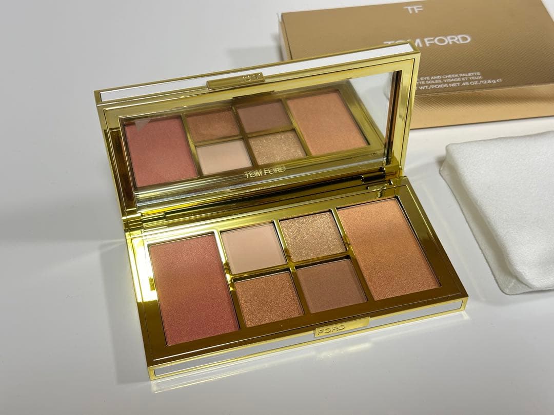 TOM FORD トムフォード ソレイユアイアンドチークパレット