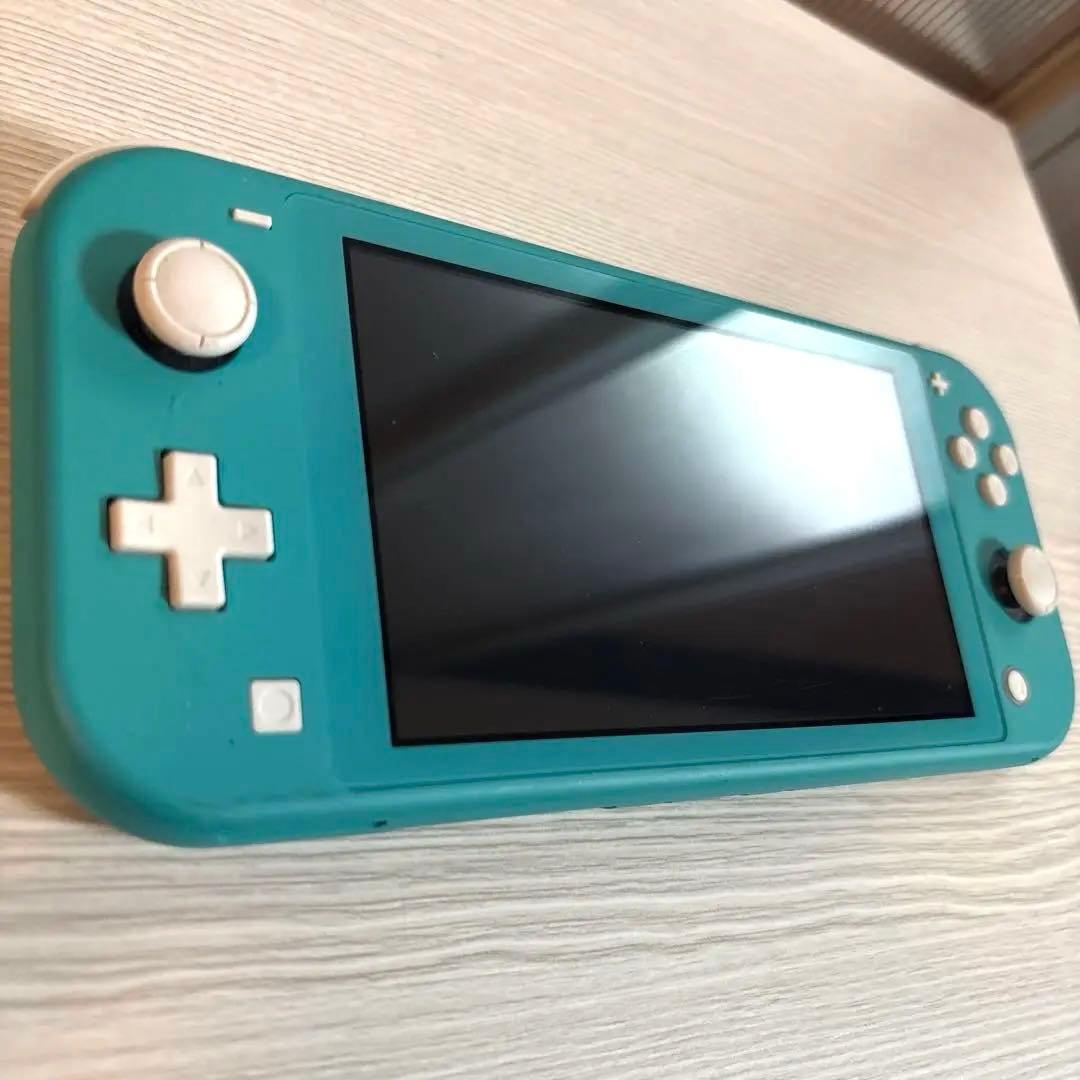ニンテンドー　任天堂　スイッチライト　switchlite 本体
