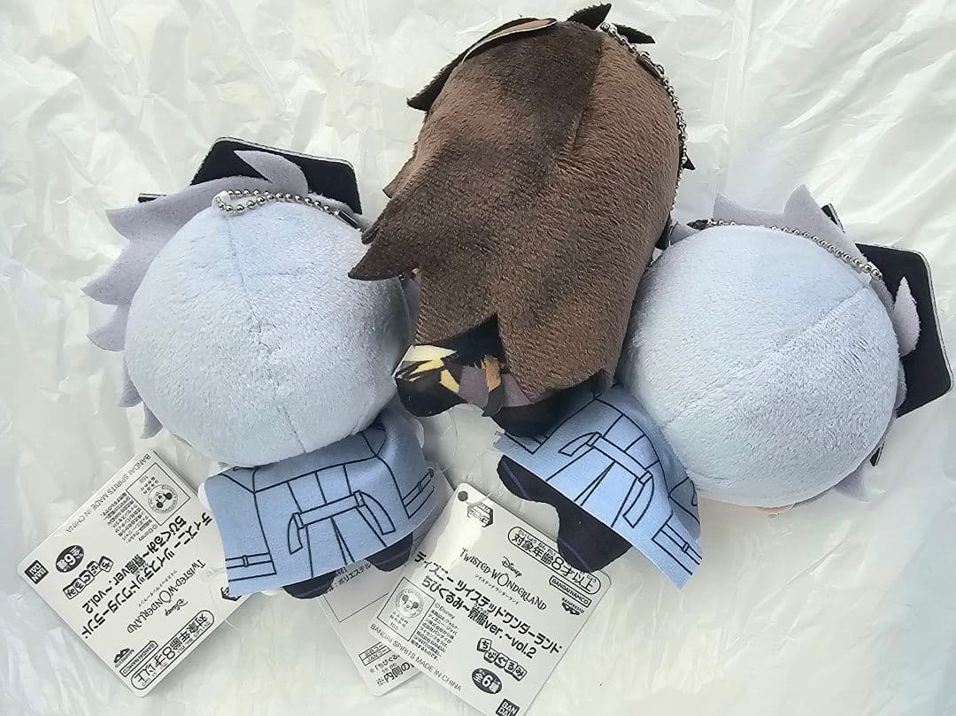 【店品切れ】ディズニーツイステッドワンダーランドちびぐるみ寮服3個セット