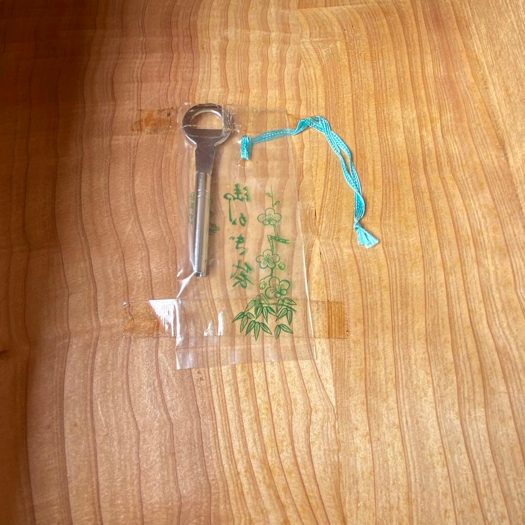 自宅保管 総桐箪笥 飾り金具 和箪笥 着物箪笥 3分割 昭和レトロ アンティーク