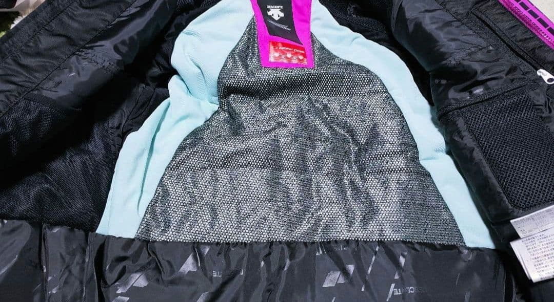 ✨美品✨【DESCENTE デサント】 スキーウェア レディース 上下 高品質