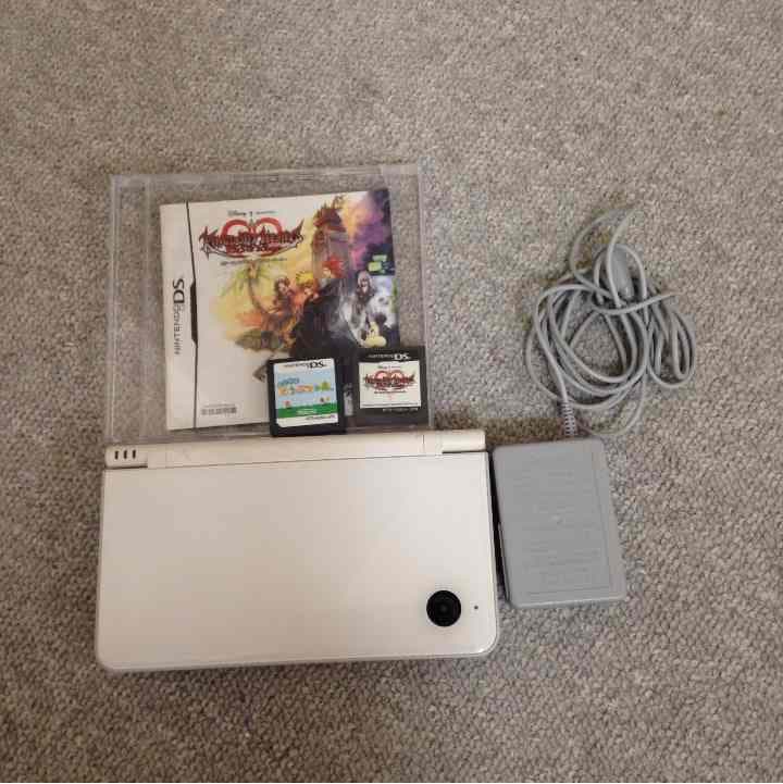 値下げ！！9000→8000!!激安★任天堂DS➕ソフト