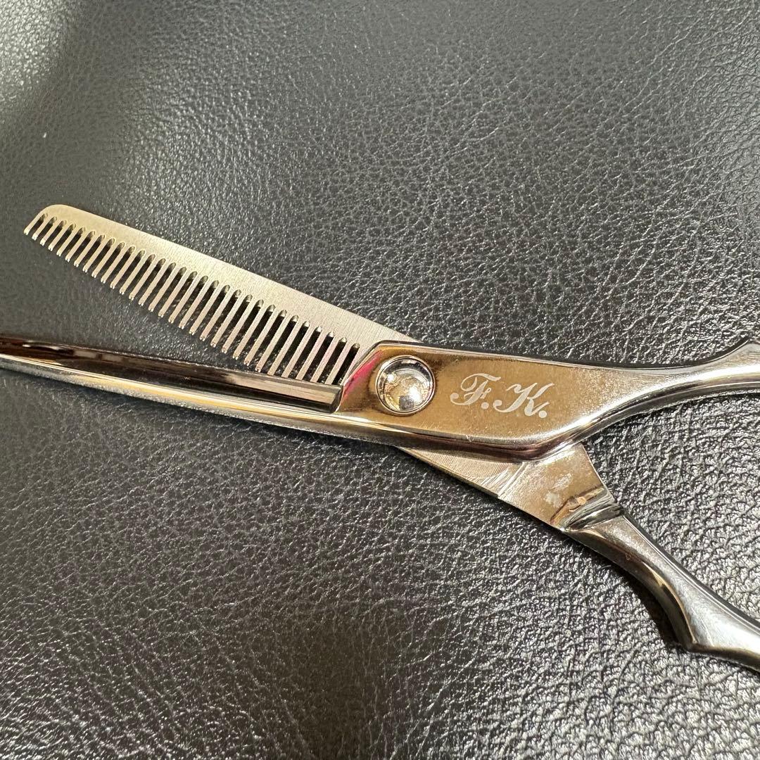 peek-a-boo セニングシザー