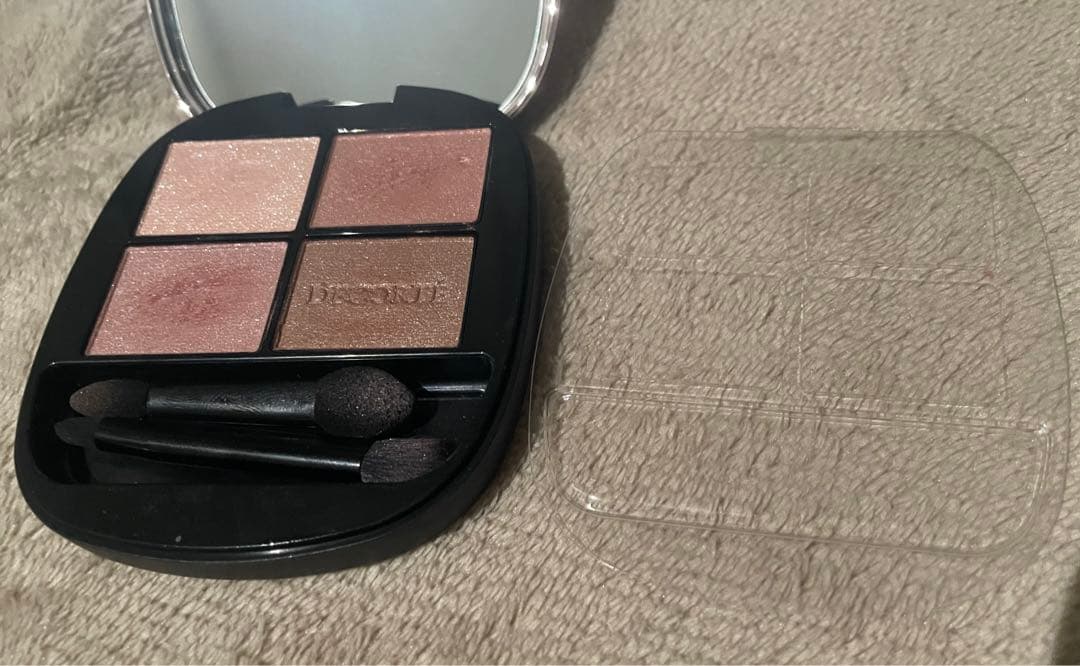 コスメデコルテ　スキンシャドウ　デザイニングパレット　10